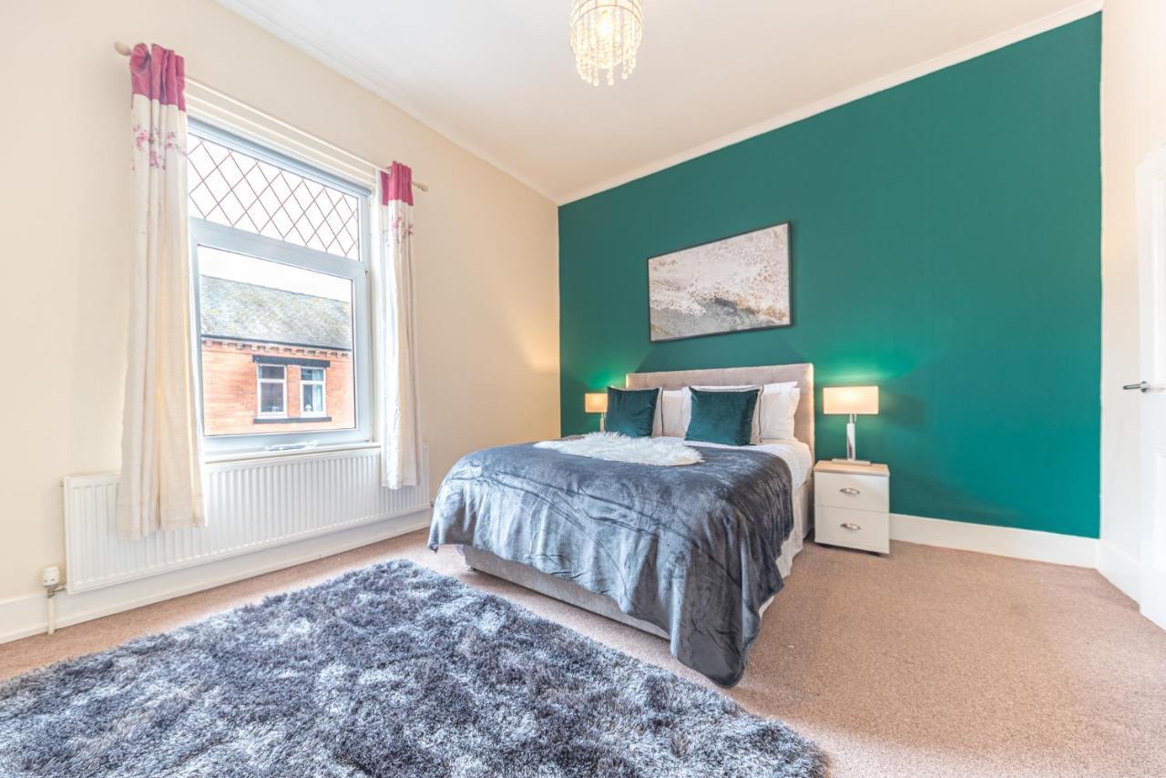 *King Bed* Luxury City Centre House Barrow-in-Furness Extérieur photo