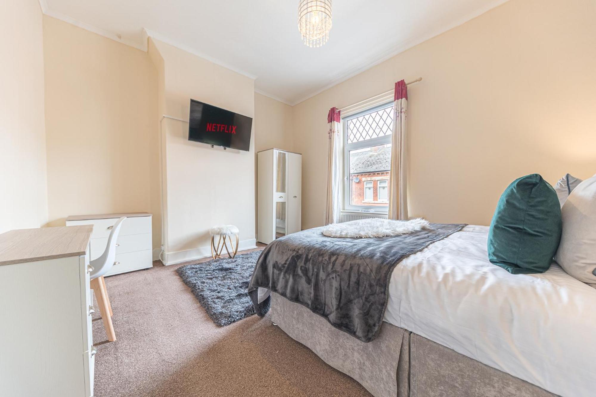 *King Bed* Luxury City Centre House Barrow-in-Furness Extérieur photo