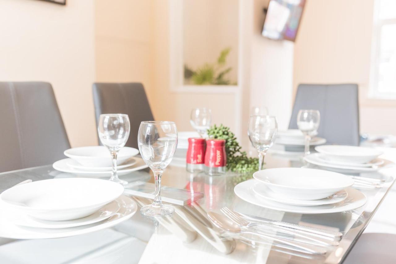 *King Bed* Luxury City Centre House Barrow-in-Furness Extérieur photo