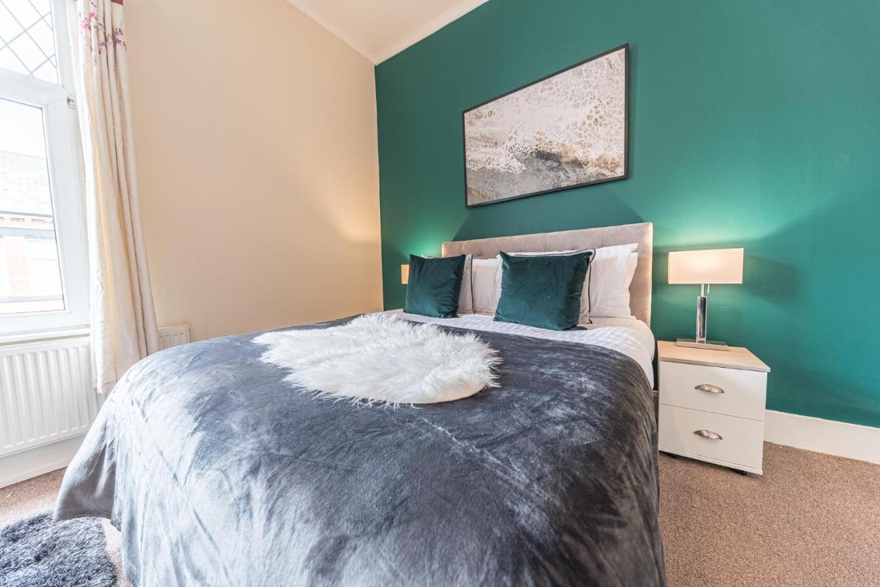 *King Bed* Luxury City Centre House Barrow-in-Furness Extérieur photo