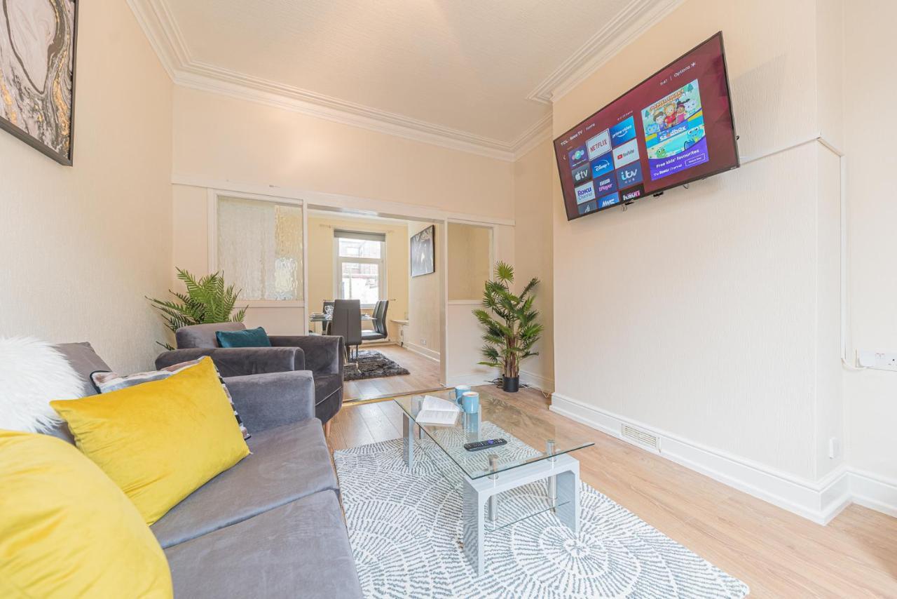 *King Bed* Luxury City Centre House Barrow-in-Furness Extérieur photo